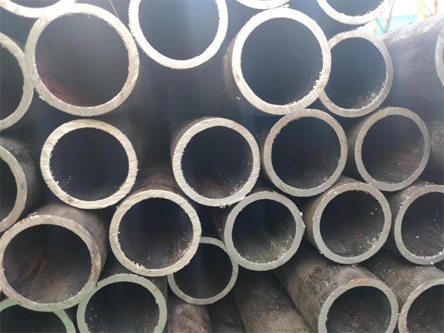 汕頭10#結構用無縫鋼管